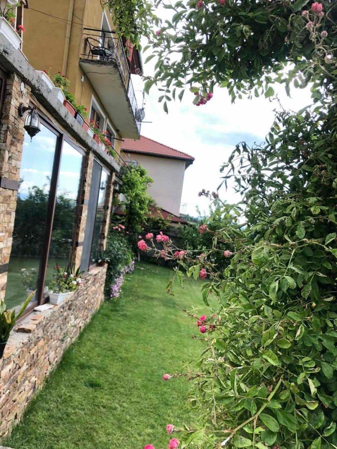 Guest House Agush Kribul 外观 照片