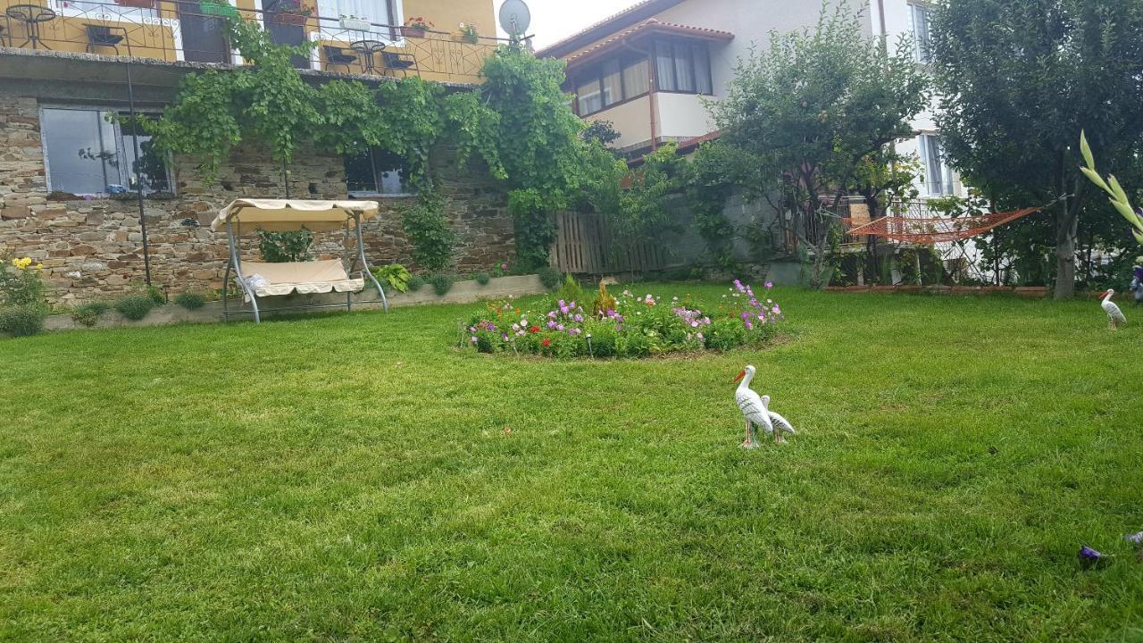 Guest House Agush Kribul 外观 照片