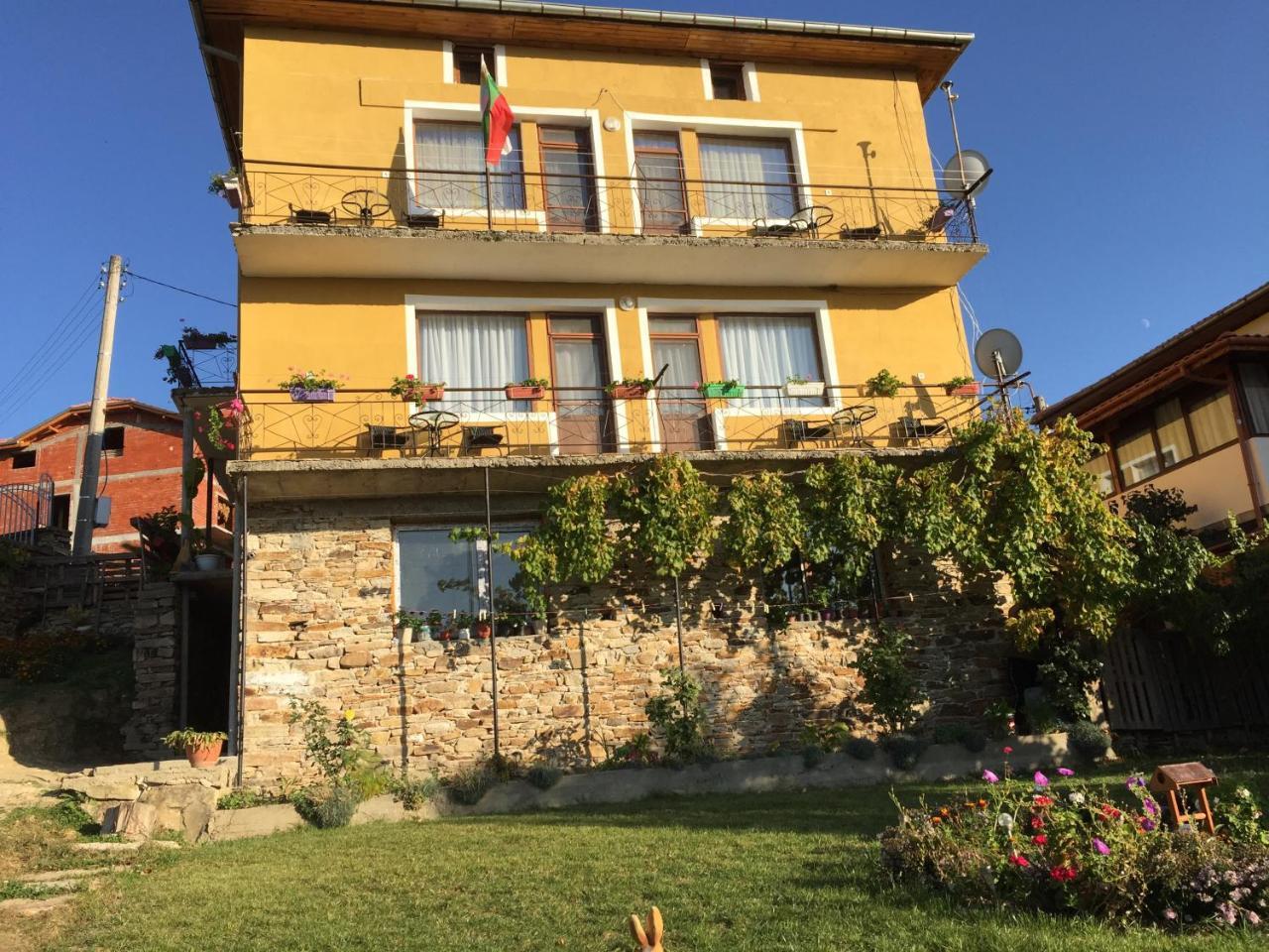Guest House Agush Kribul 外观 照片