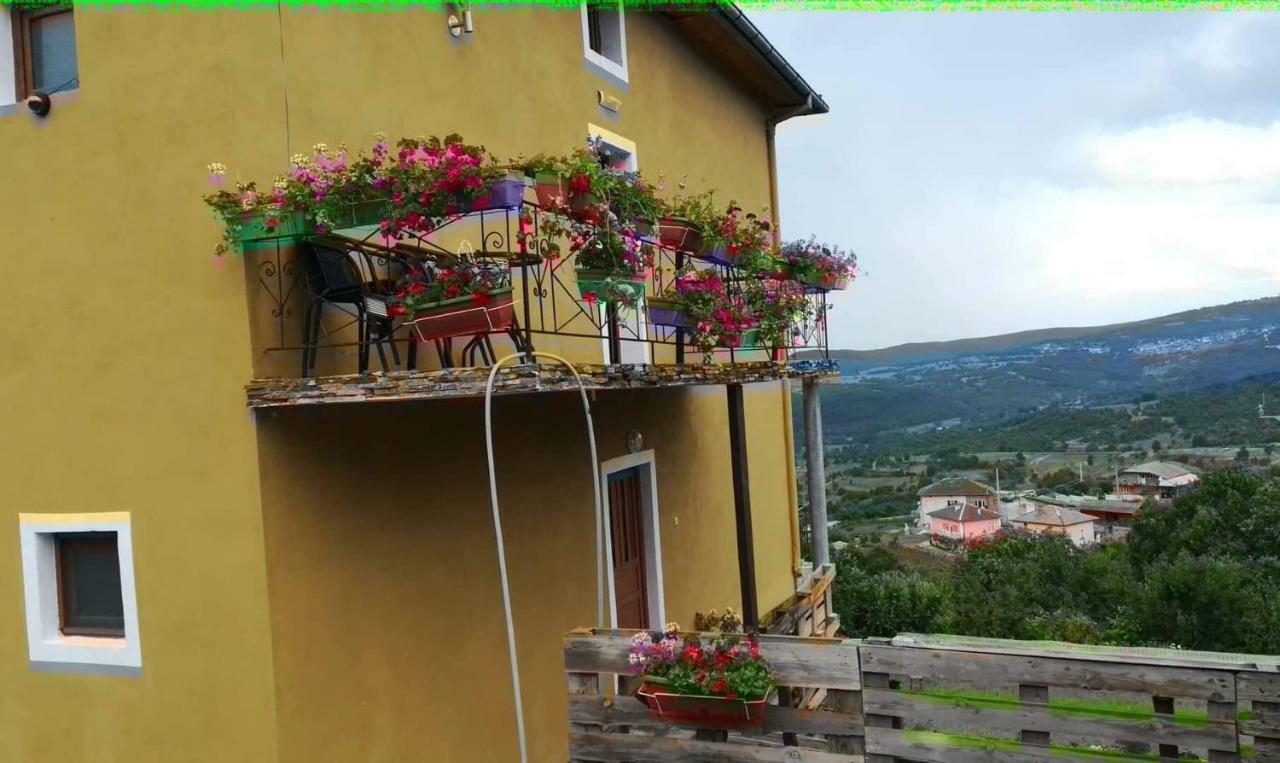 Guest House Agush Kribul 外观 照片