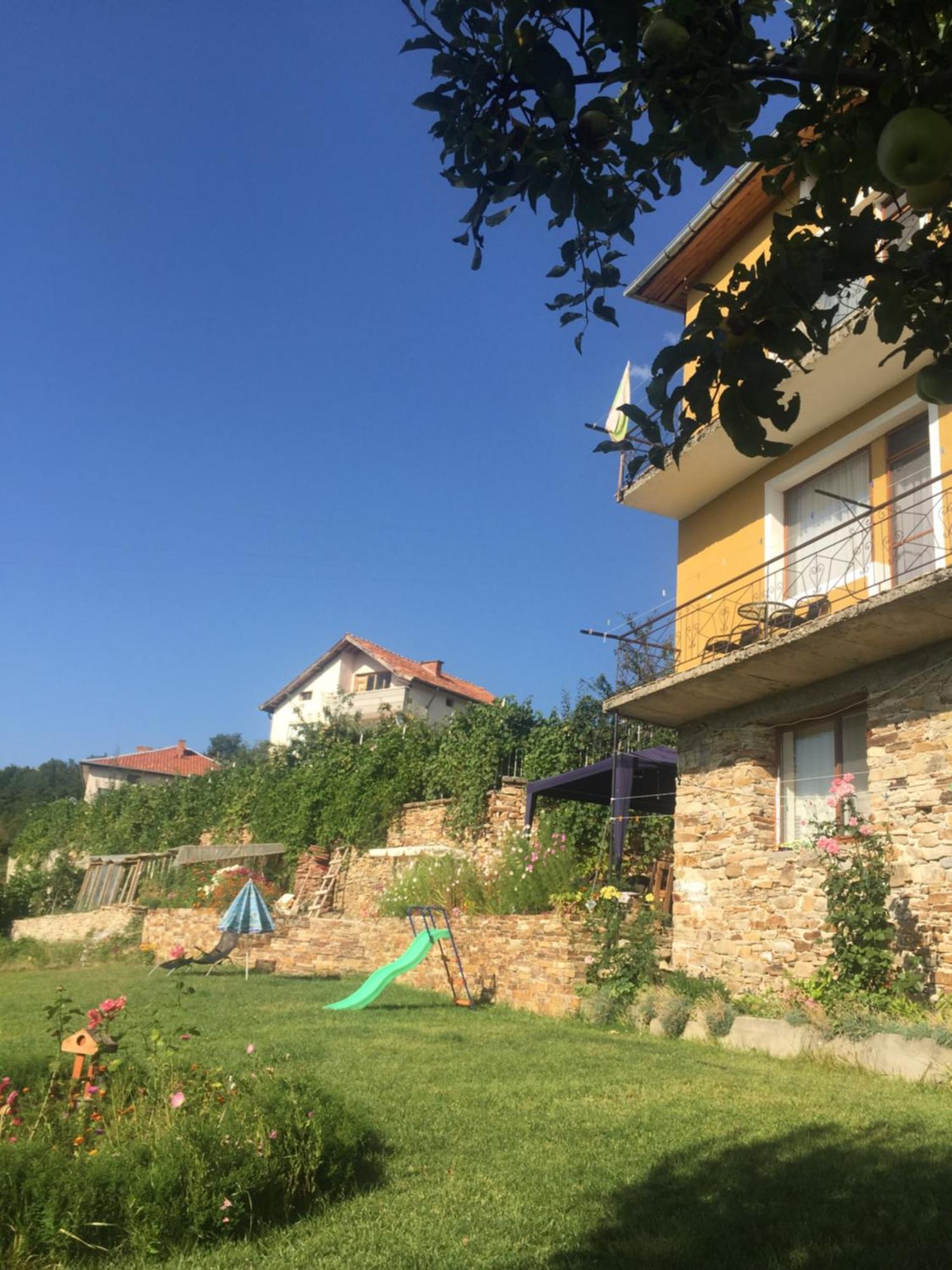 Guest House Agush Kribul 外观 照片