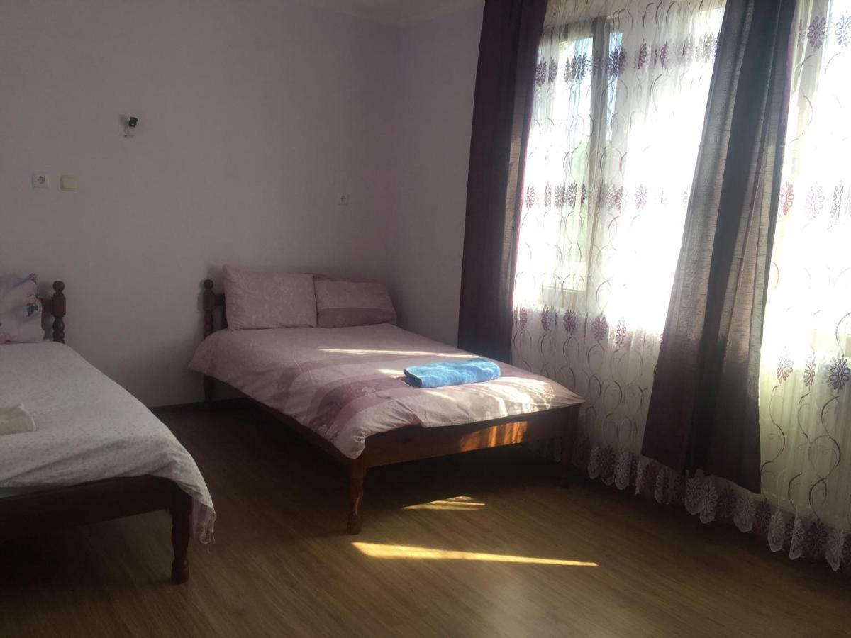 Guest House Agush Kribul 外观 照片